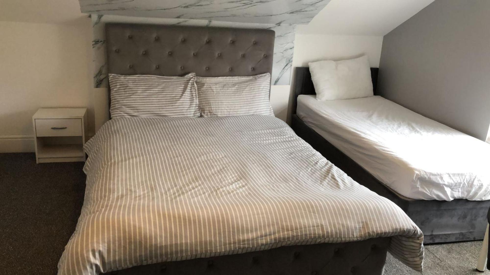 Lodge-room-16 Liverpool