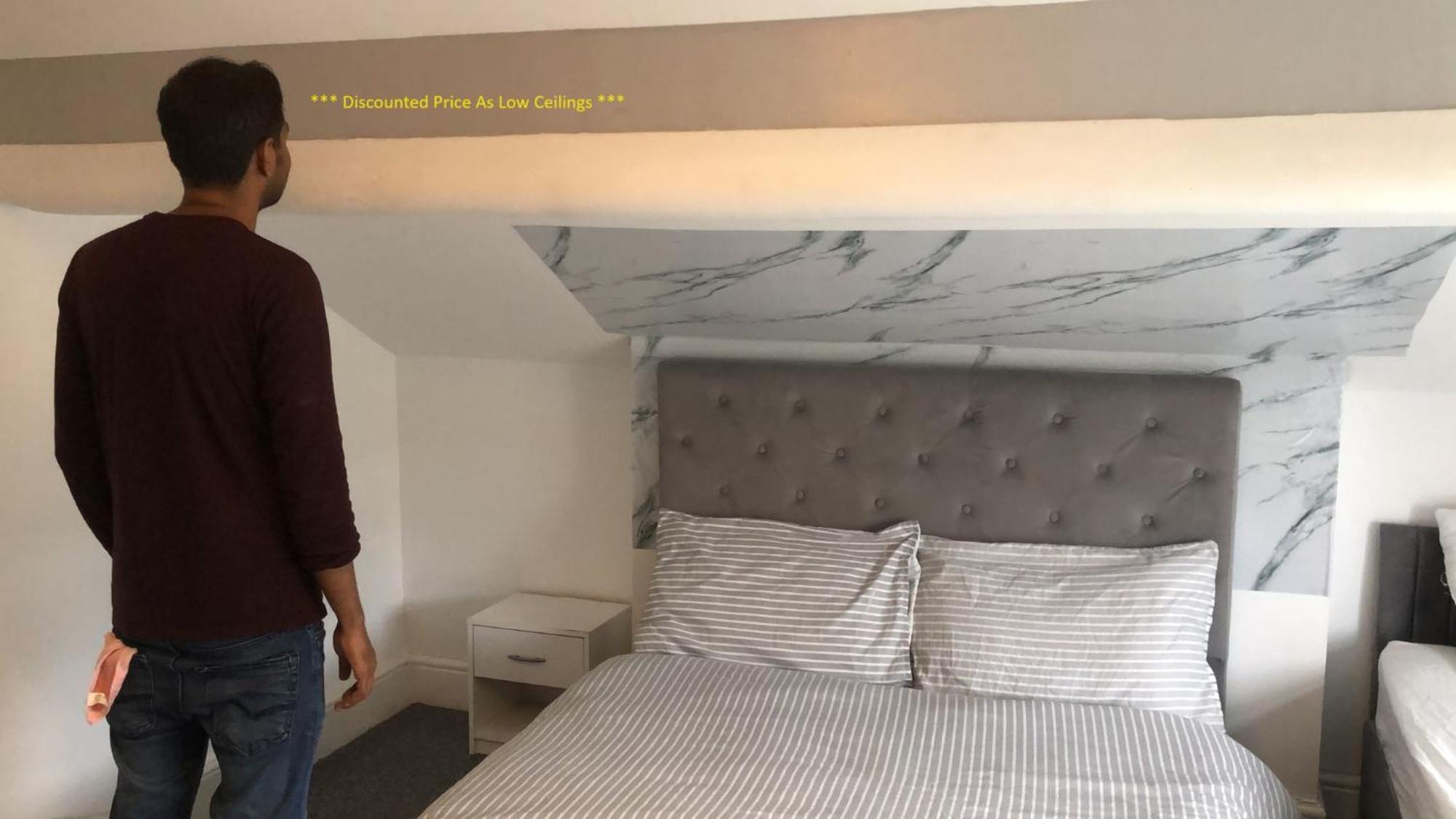 Lodge-room-16 Liverpool